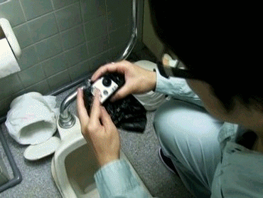 38450 - Hidden camera inside girl's toilet