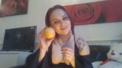 92992 - A Delicious Chewed Apple For You