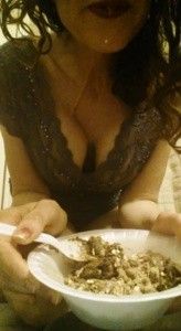 112436 - Mistress Lilly - your breakfast is ready now