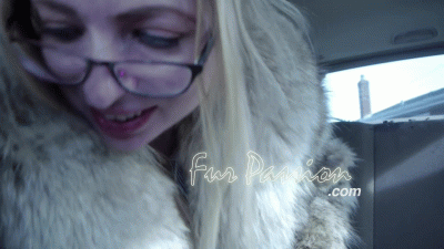 61353 - The second cigarette and pouring juice on the seat: A good greedy fur goddess cigarette smoke in the Jeep pt2