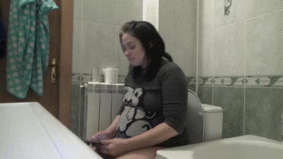 77069 - 1 hr Pregnant me farting a lot while pooping Compilation April Part 2!