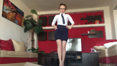 74972 - Dirty Secretary-smearing all over