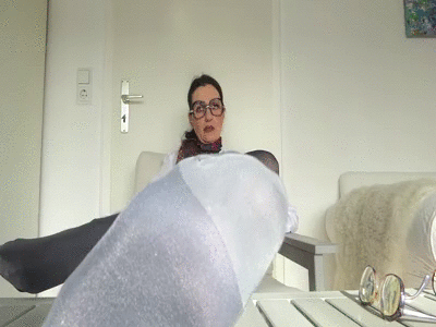 162934 - Cum on the aunt glasses! Strict cheese foot breeding