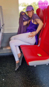 174475 - Crowded Train Accident in White Leggings