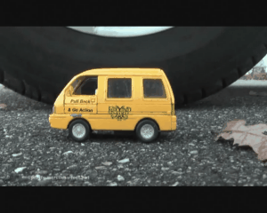 17165 - Ugly Yellow Car crush