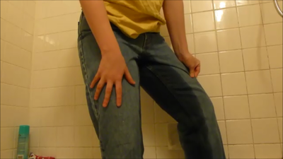 29523 - Using my jeans instead of the toilet