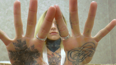 82211 - Soft and tattooed hands