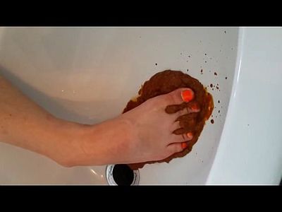 48296 - Brown Cream for Feet