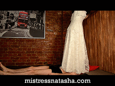 94815 - Mrs. Anna - Trampling in Wedding Dress