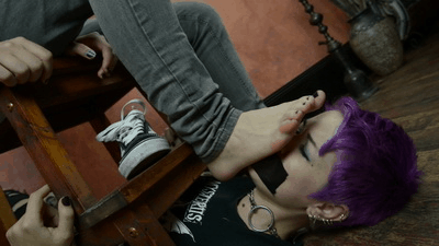 77998 - Stinky Soles to Breath In