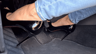 199182 - Louboutin heels joyride