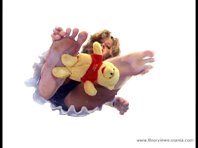 2807 - Julia squeezing the teddy (Part II - Bare Feet)