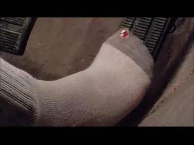 81722 - Pedal pumping within socks
