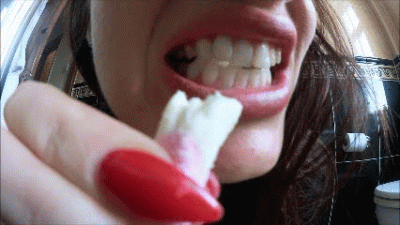 87804 - Sharp Teeth Biting