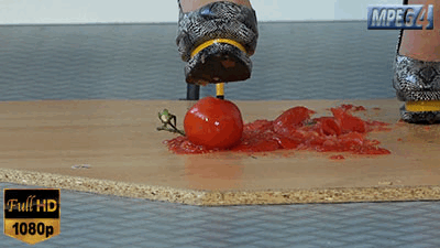 101695 - Tomatoes Crushing (FULL HD) - Iveta
