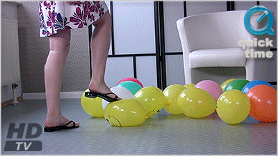 61599 - Miss sophie - Balloon Popping