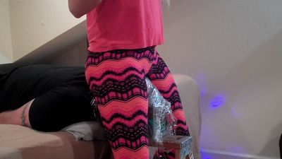 100494 - Cling Wrap Stool PART 1 - Leggings Only