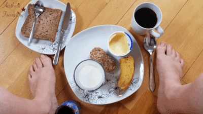 115062 - Breakfast without cutlery