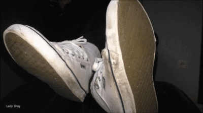 143243 - Woeship my sneaker and feet!