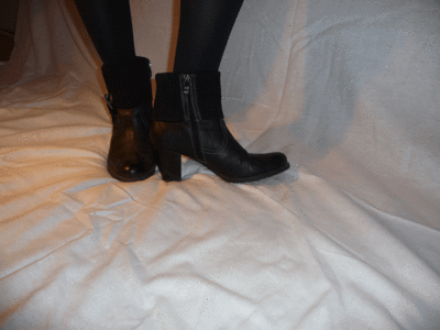 123904 - Cruel hand trampling with black ankle boots