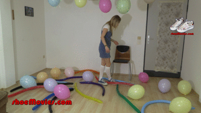 177869 - Girl in blue platform Chucks on balloons in 4K (0275)2