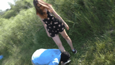 141188 - ALISA - Glorious nature - Sneakers and foot humiliation (mp4)