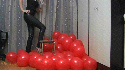 27777 - DuneFeet special video no. 25 - 49 red balloons