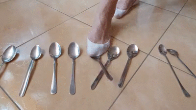 185758 - Playing with Spoons