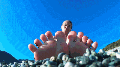 202966 - GABRIELLA - After the beach - Dirty feet licking (INSANE CLIP!)