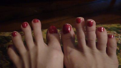 91035 - Pretty Red Toes