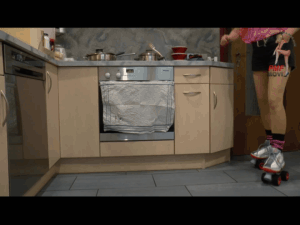 125504 - Skating in the kitchen 2