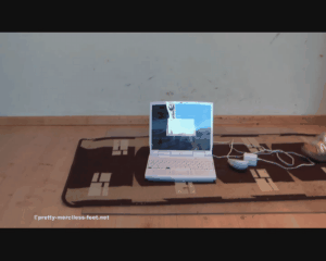 88096 - Small Laptop vs Christin