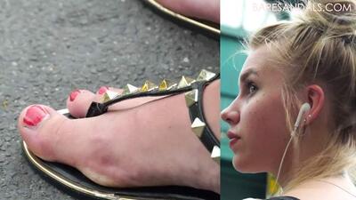 179752 - Blonde with dry skin feet in thong sandals - Video update 13091