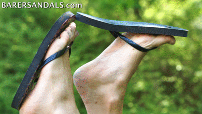 190683 - Footplay and shoeplay with Linda's blue flip-flops in the park - Video update 13223