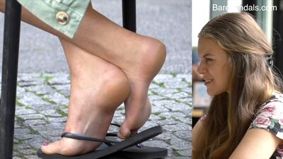194318 - 13204 - Cute girl with black flip flops and dry skin on her feet